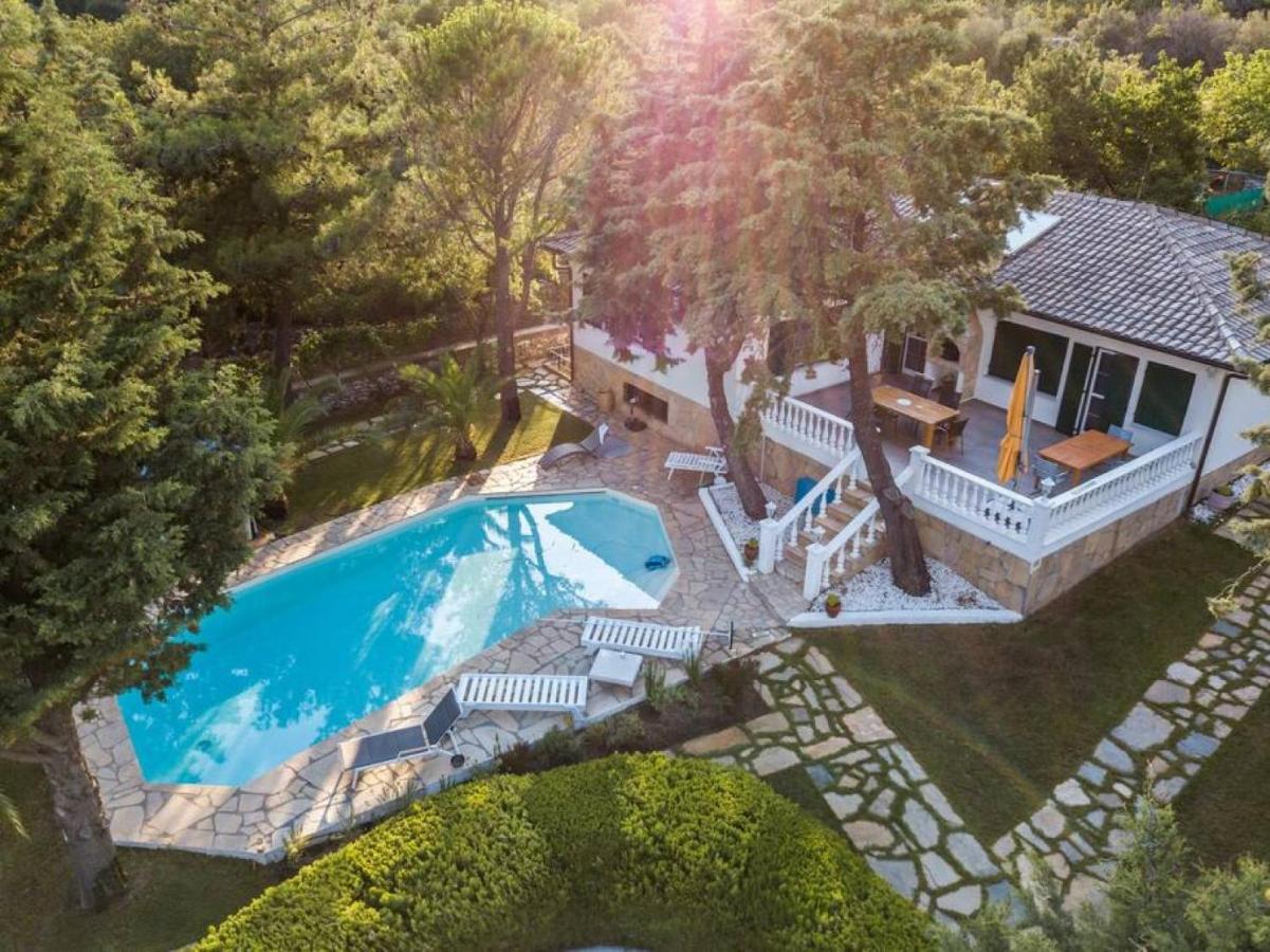 Villa Euphoria Theologos  外观 照片